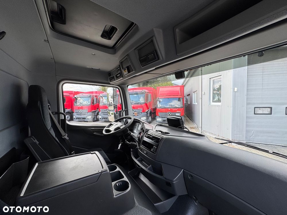 Mercedes-Benz ATEGO - 32
