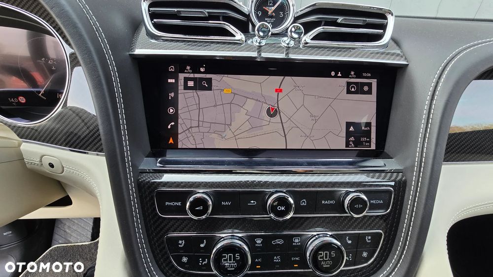 Bentley Bentayga - 9