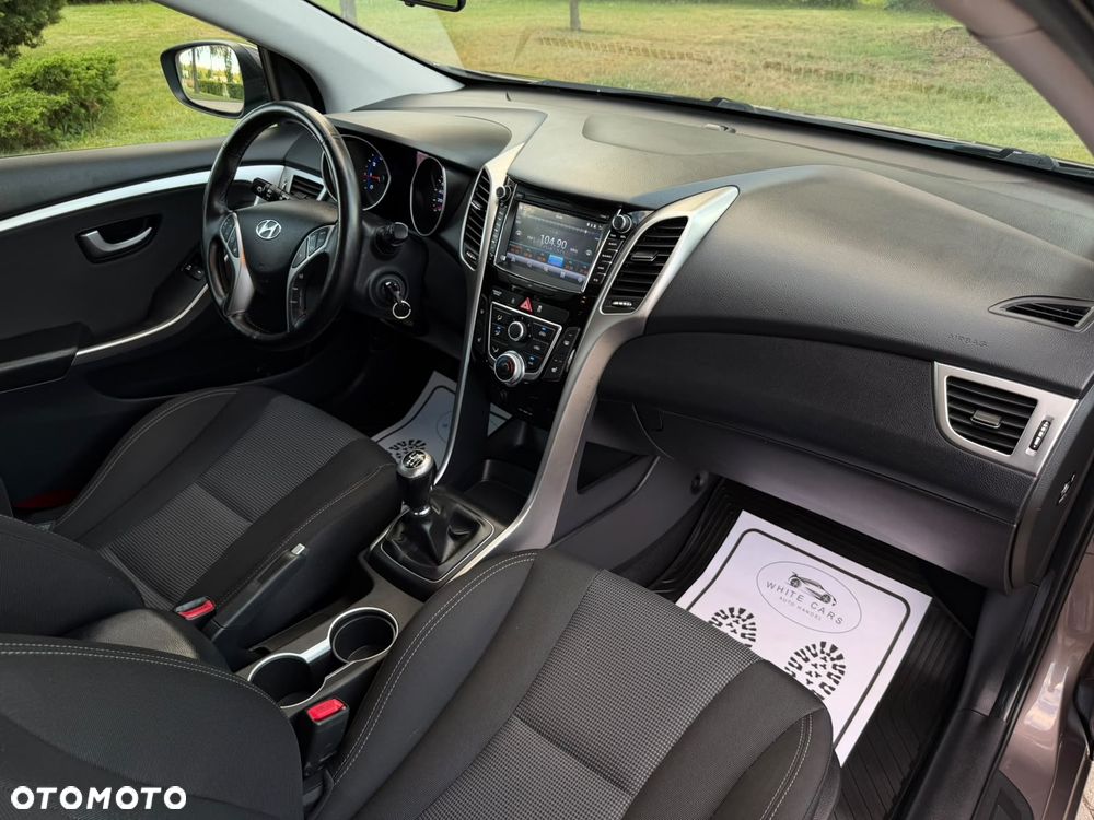 Hyundai i30 1.4 Fifa World Cup Edition - 11