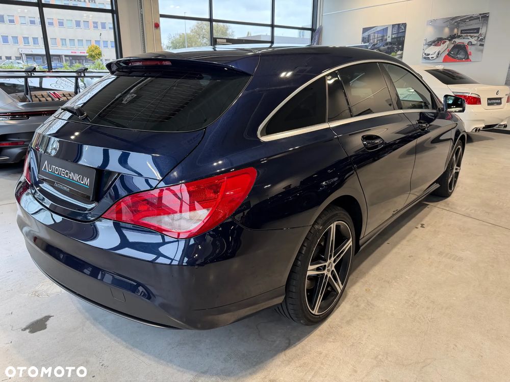 Mercedes-Benz CLA Shooting Brake 180 d 7G-DCT AMG Line - 5
