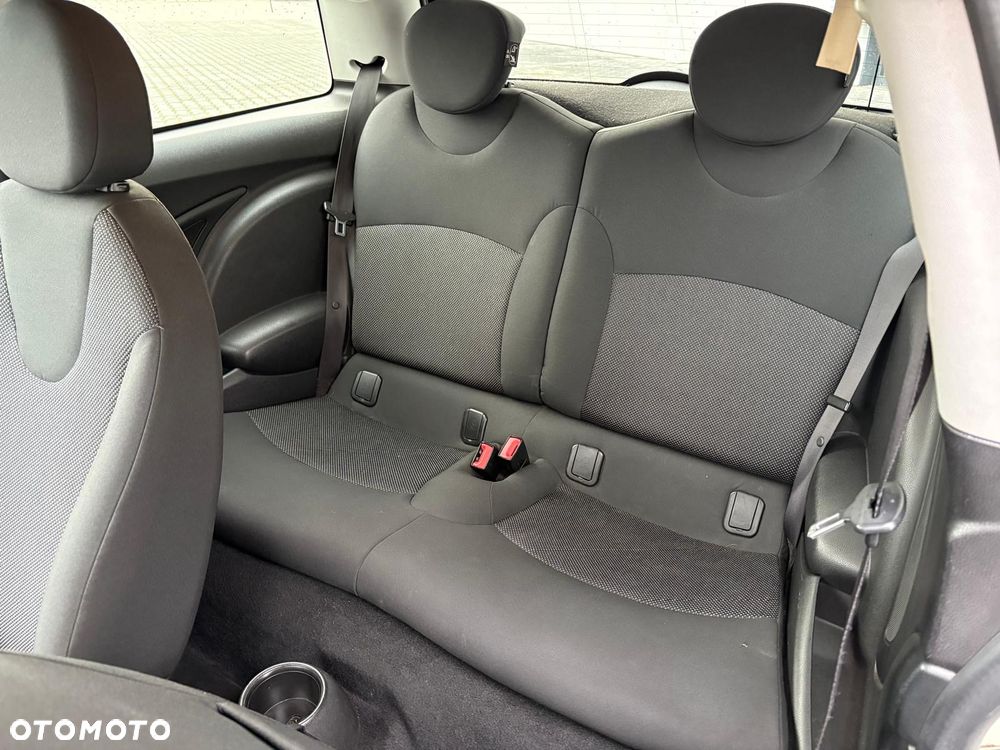 MINI ONE Standard - 16