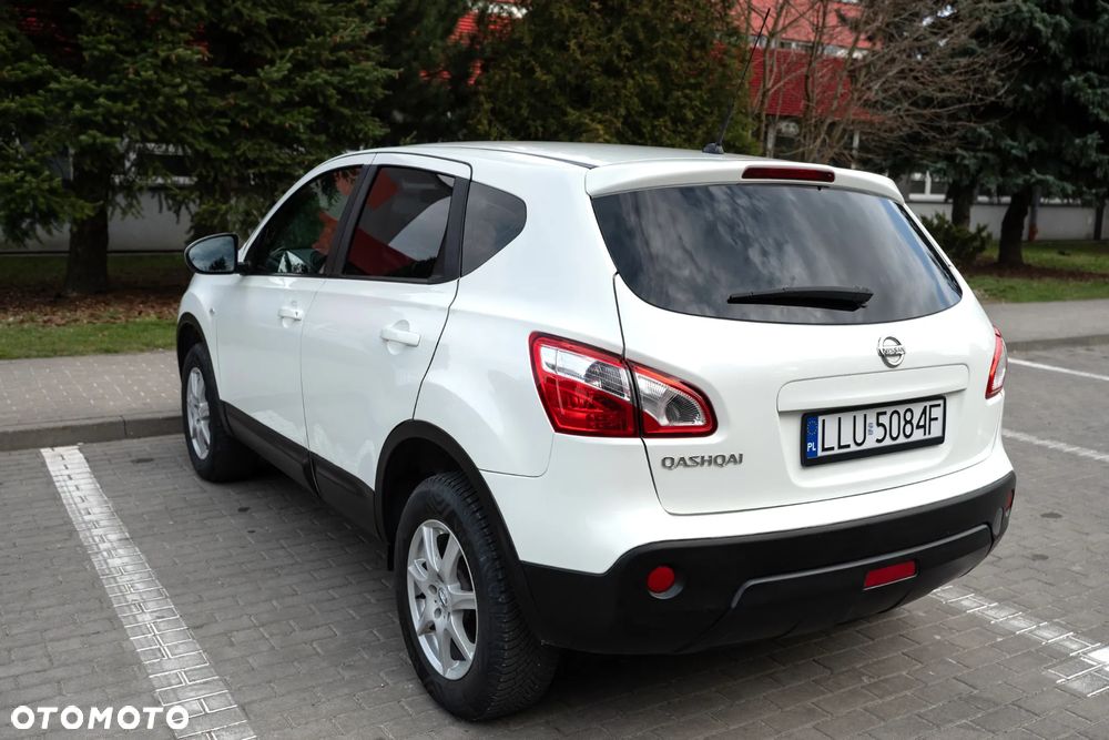 Nissan Qashqai - 4