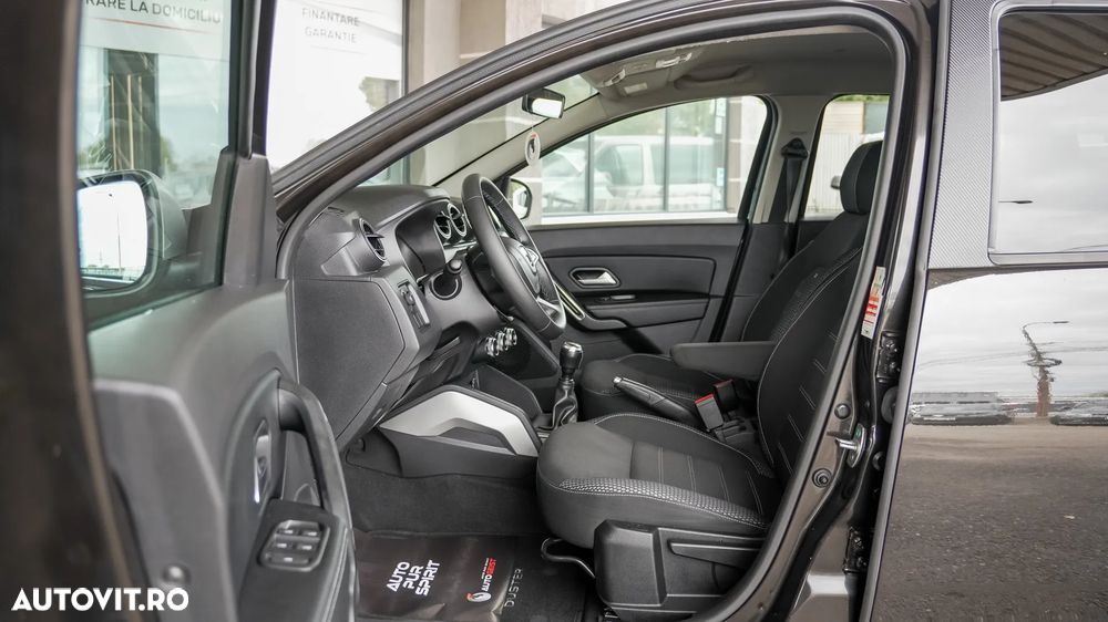 Dacia Duster SCe 115 2WD Essential - 21