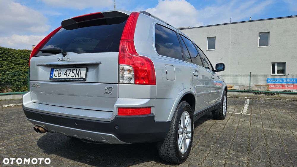 Volvo XC 90 4.4 V8 AWD Momentum - 11