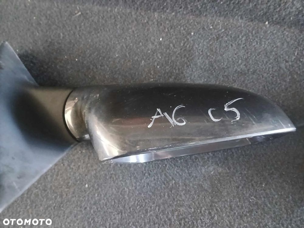 Audi A6 C5 Lusterko prawe - 2