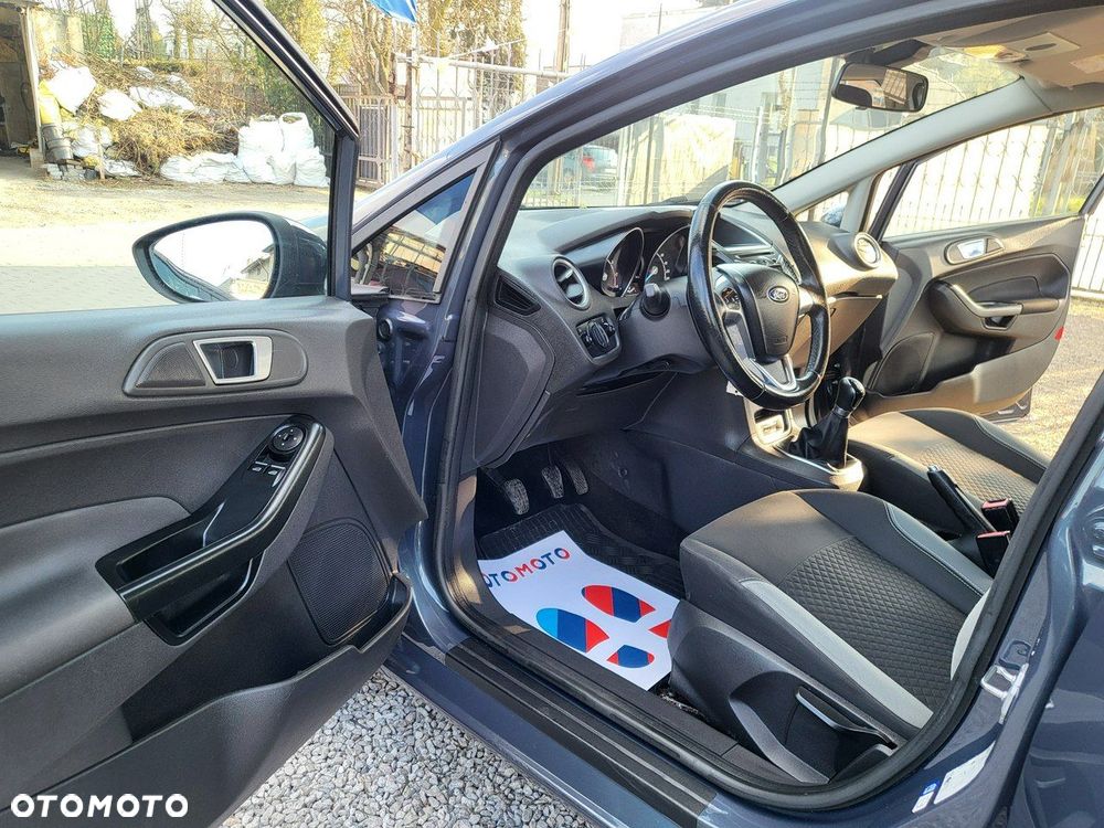 Ford Fiesta - 15