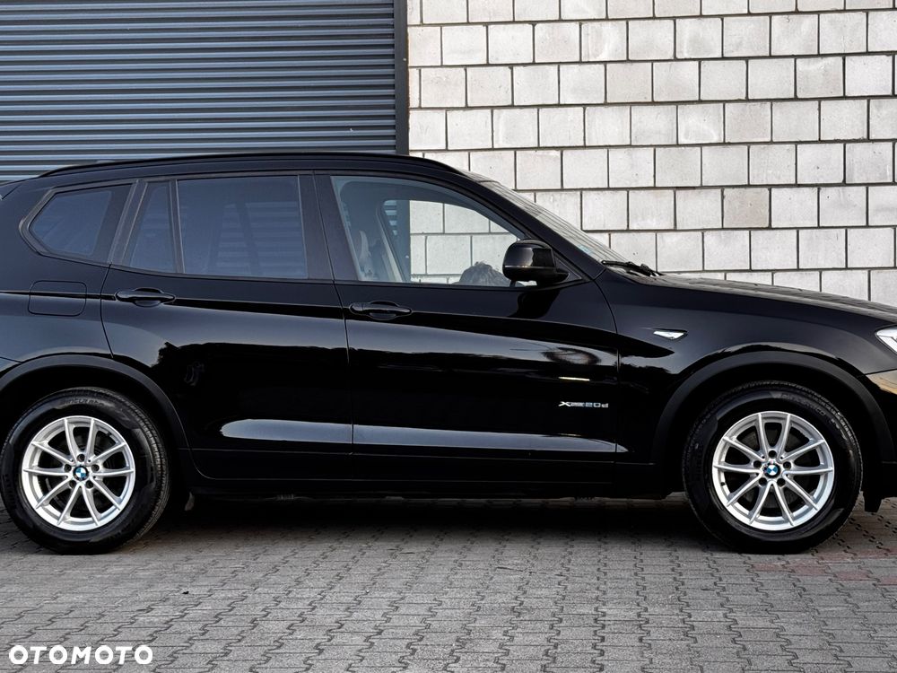 BMW X3 xDrive20d Advantage - 12