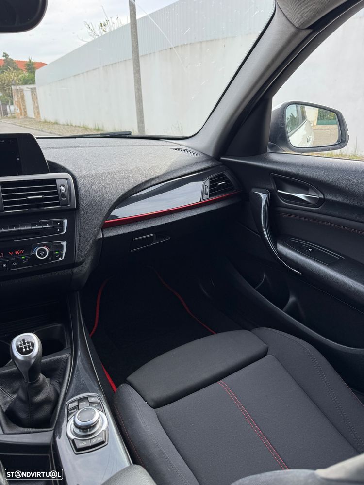 BMW 118 d Sport Line - 14