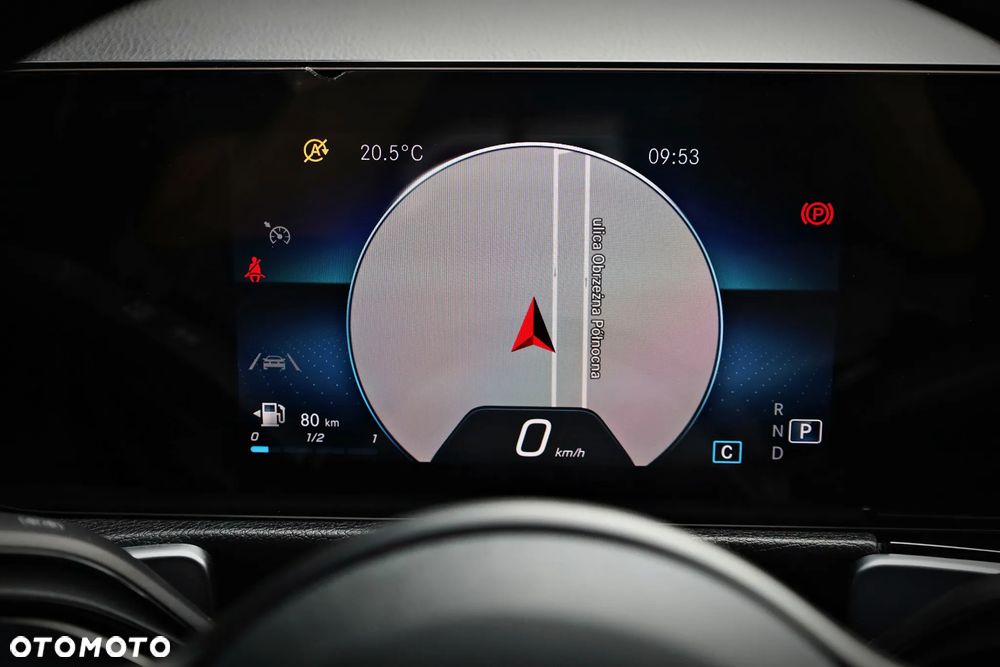 Mercedes-Benz GLB 200 Style 7G-DCT - 28