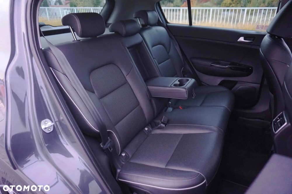 Kia Sportage 1.6 GDI L Business Line Plus 2WD - 20