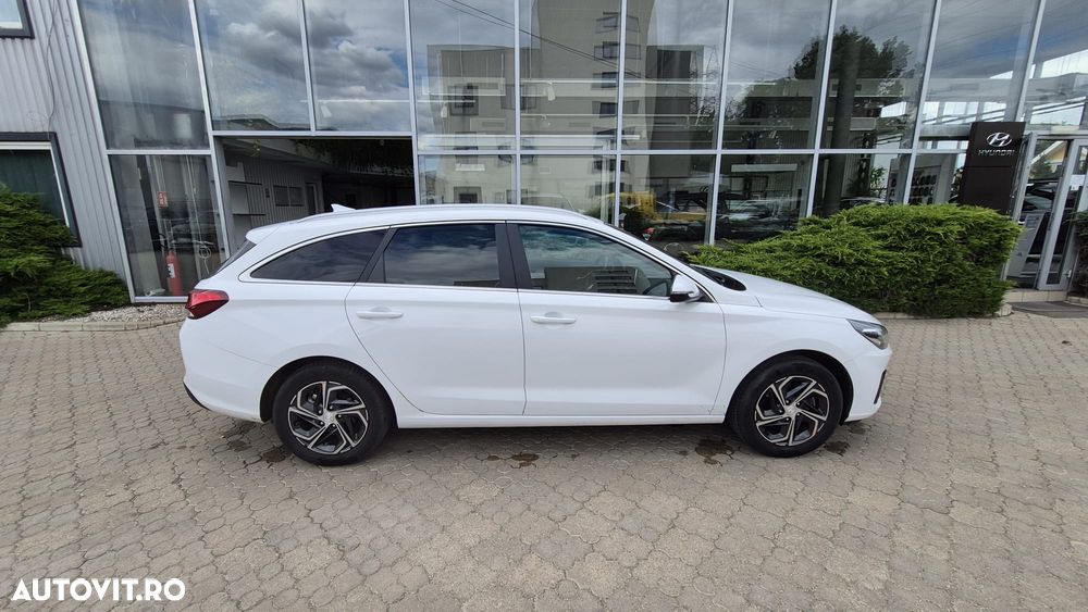 Hyundai i30 1.5 110CP 5DR M/T Highway - 4