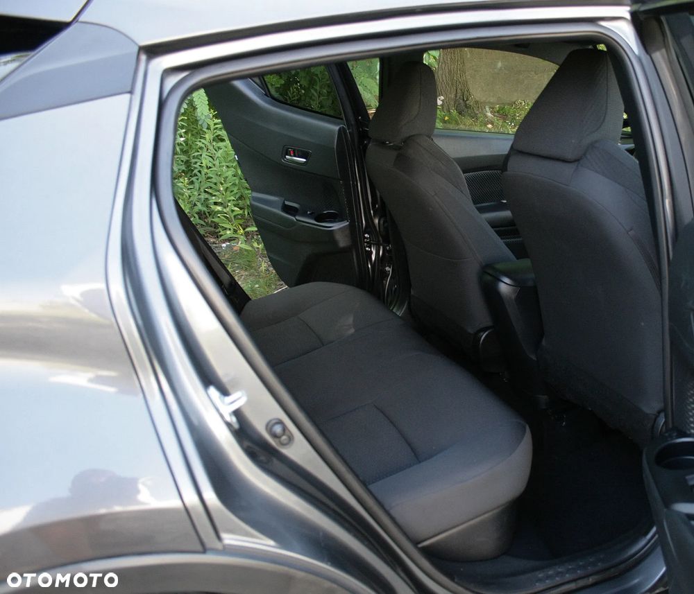 Toyota C-HR 1.8 Hybrid Dynamic - 13