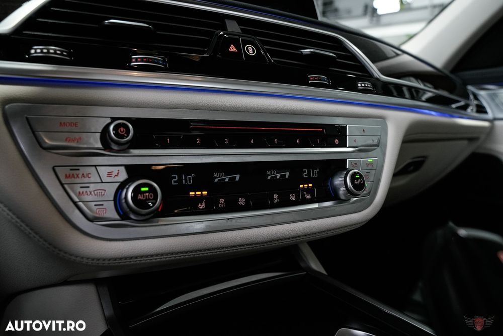 BMW Seria 7 745e - 10