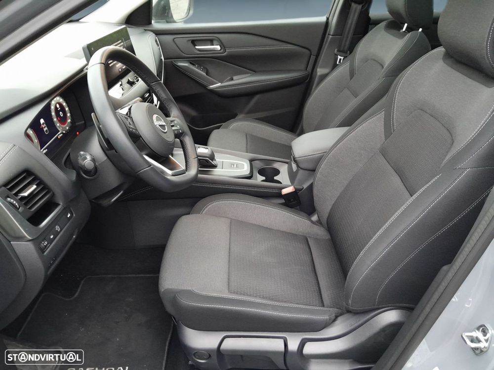 Nissan Qashqai 1.3 DIG-T N-Connecta LED+TT+SKY - 6