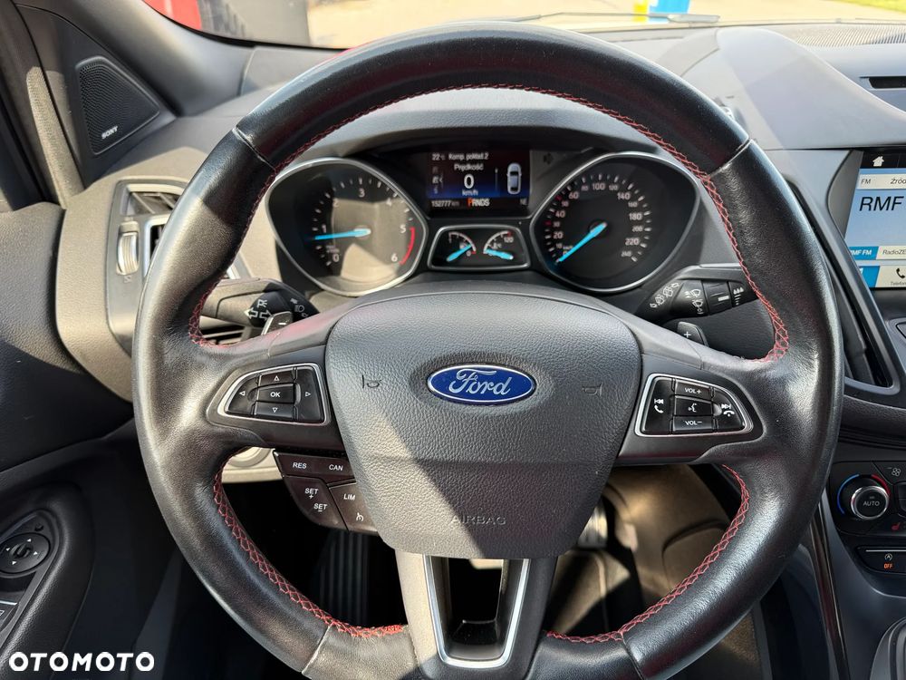 Ford Kuga 2.0 TDCi 4x4 ST-Line - 10
