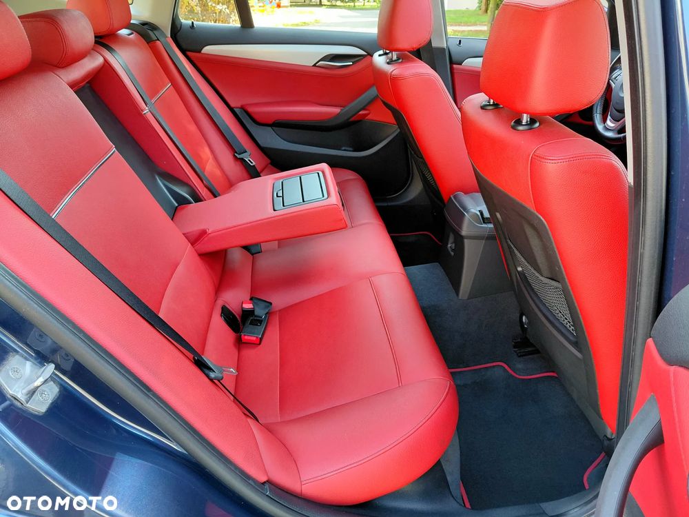 BMW X1 xDrive20d Sport Line - 13