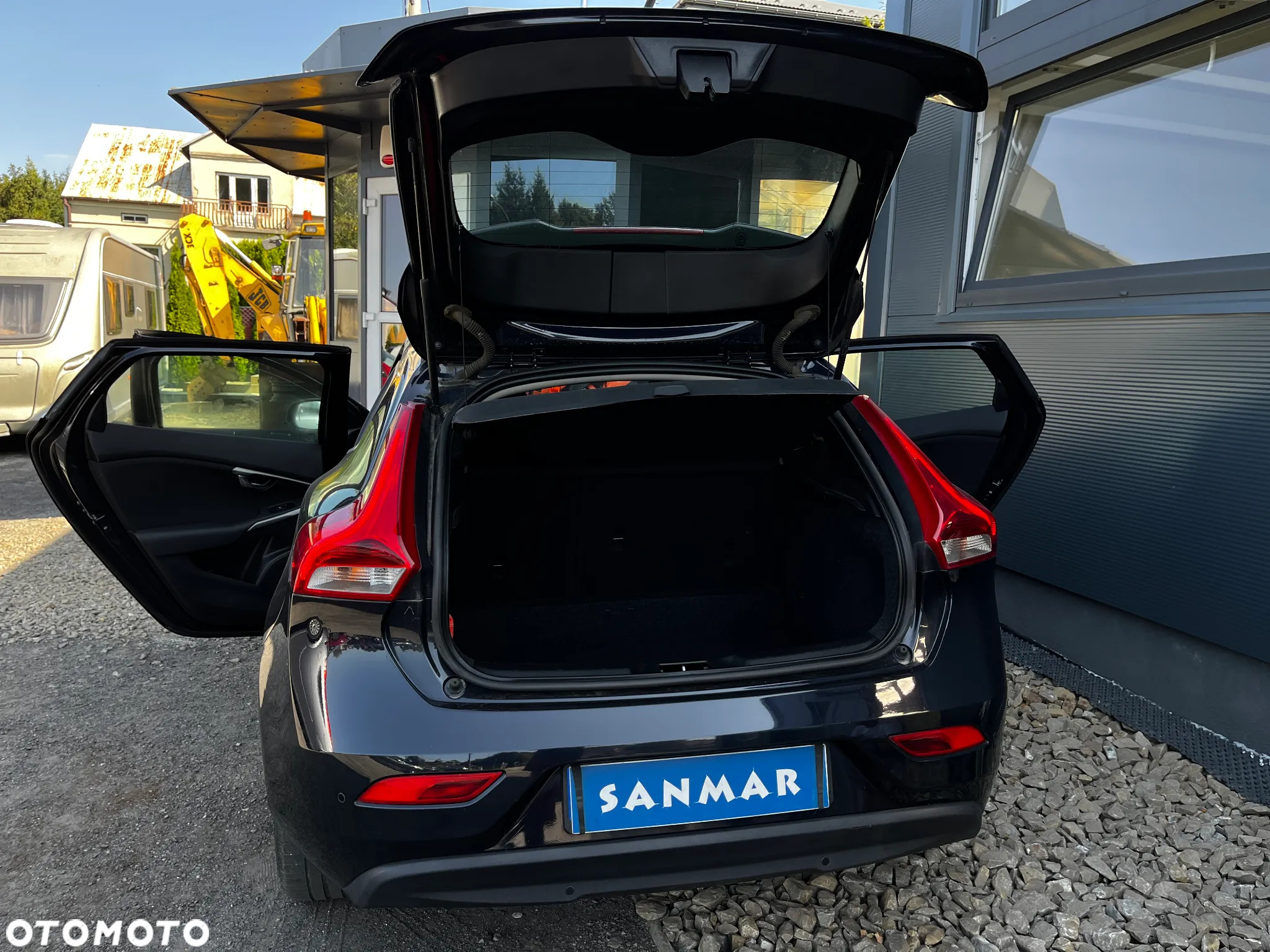 Volvo V40 D2 Drive-E Momentum - 17