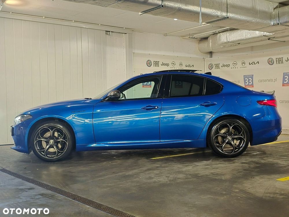 Alfa Romeo Giulia 2.0 Turbo 16V AT8-Q4 Estrema - 3