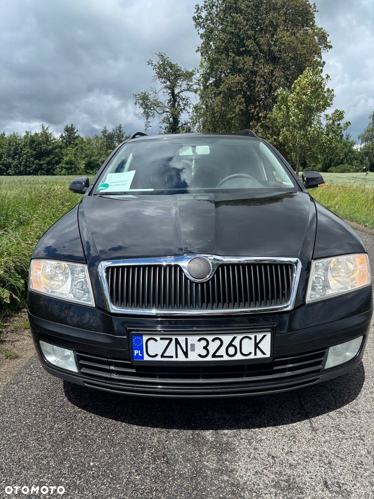 Skoda Octavia 1.6 FSI Ambiente - 1