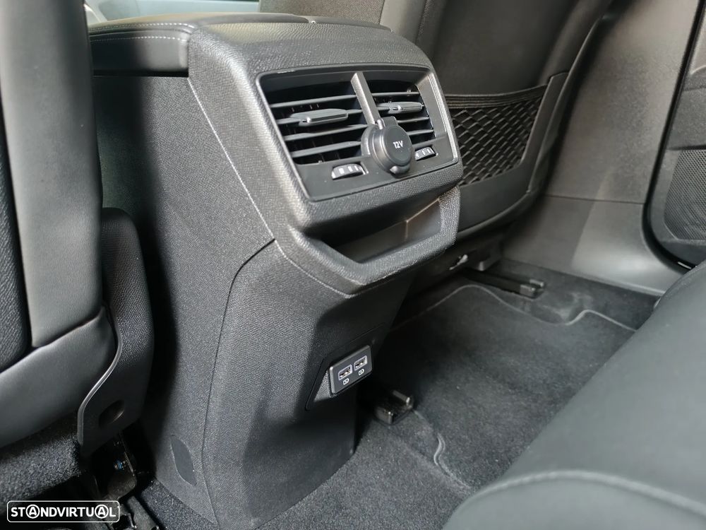 Peugeot 3008 1.2 PureTech Allure EAT8 - 20