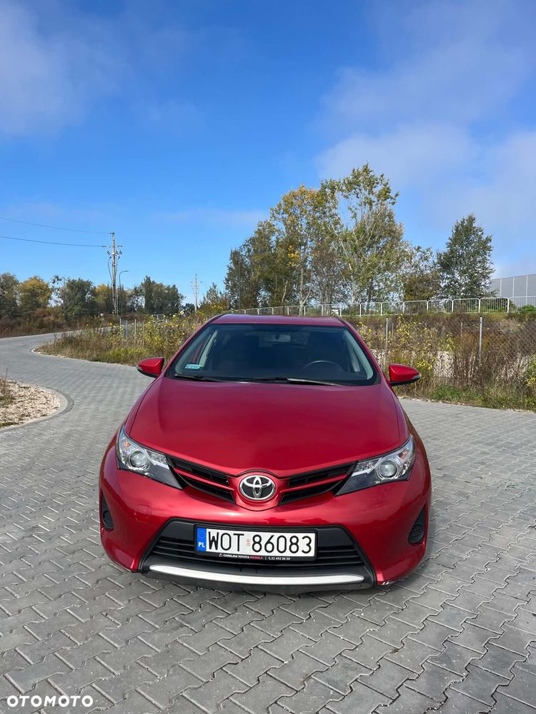 Toyota Auris 2013 photo 5