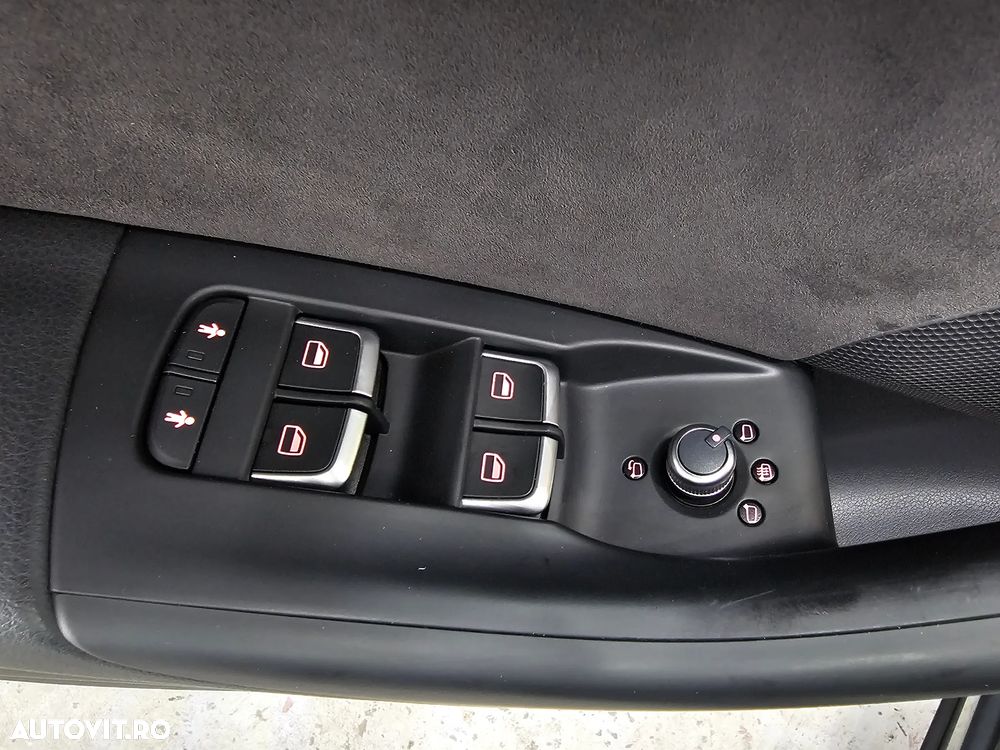 Audi Q3 2.0 TDI Quattro Stronic Sport - 14