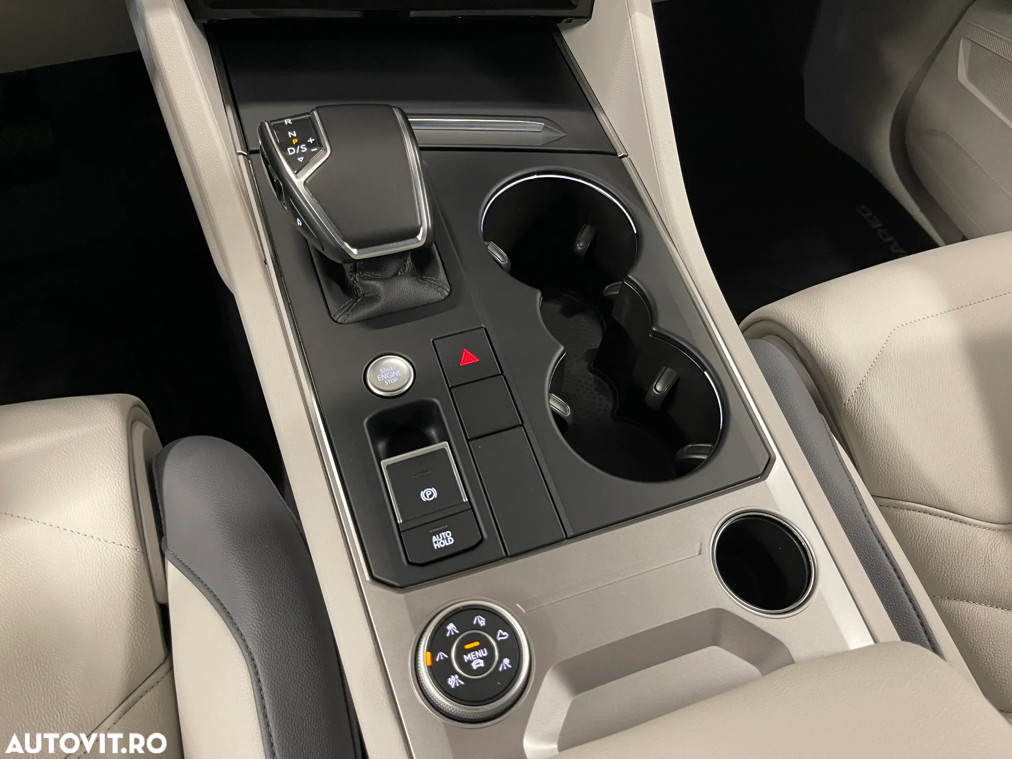 Volkswagen Touareg V6 TDI Elegance - 27