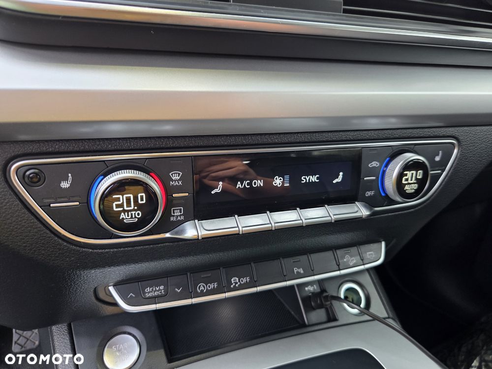 Audi Q5 40 TFSI mHEV Quattro Advanced S tronic - 23