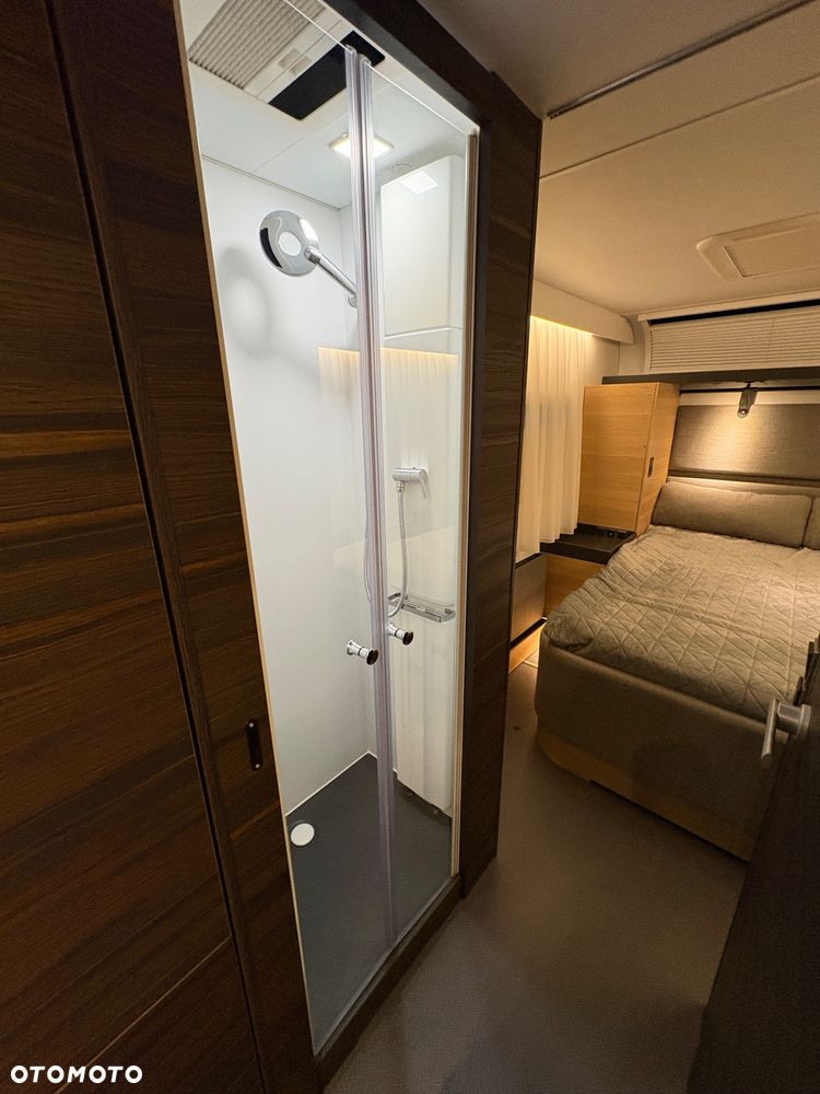 Adria Astella 904HP - 32