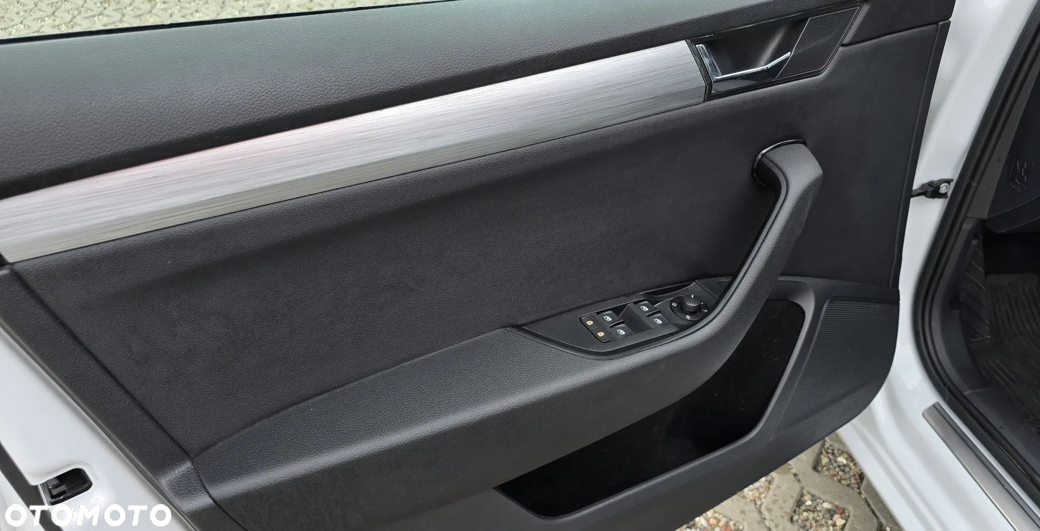 Skoda Superb 1.5 TSI Ambition DSG - 11