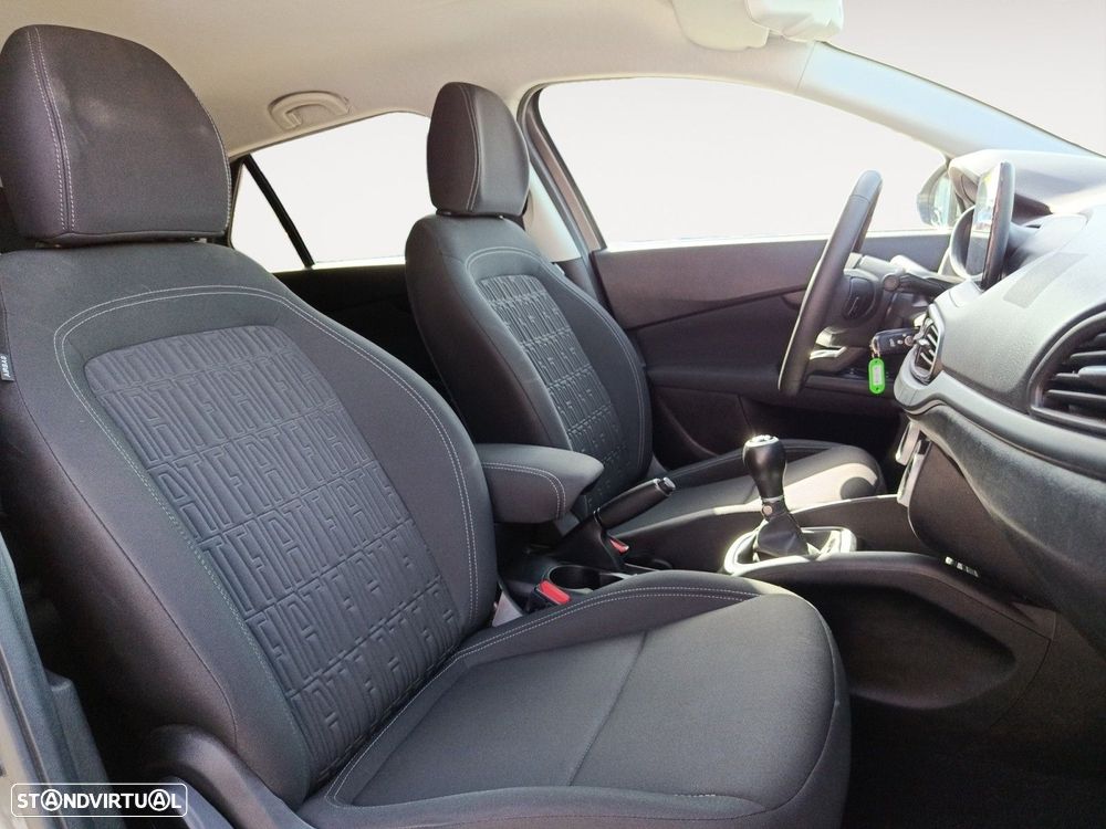 Fiat Tipo Station Wagon 1.0 GSE T3 - 15