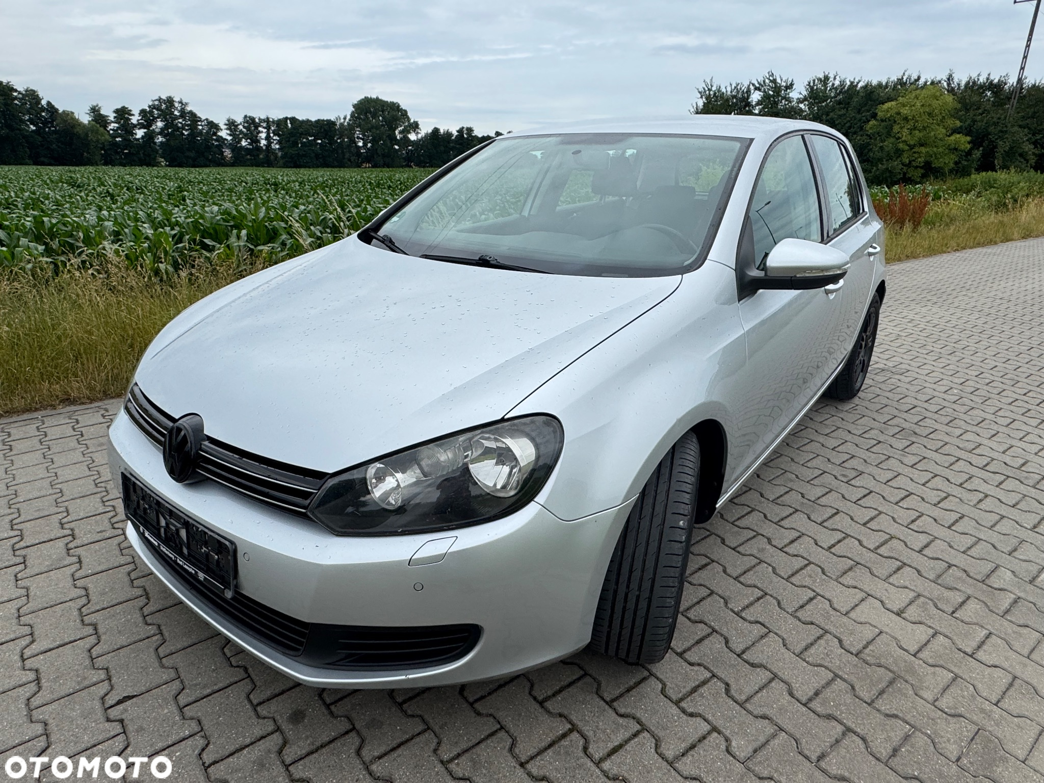 Volkswagen Golf 2.0 TDI DPF Comfortline - 11