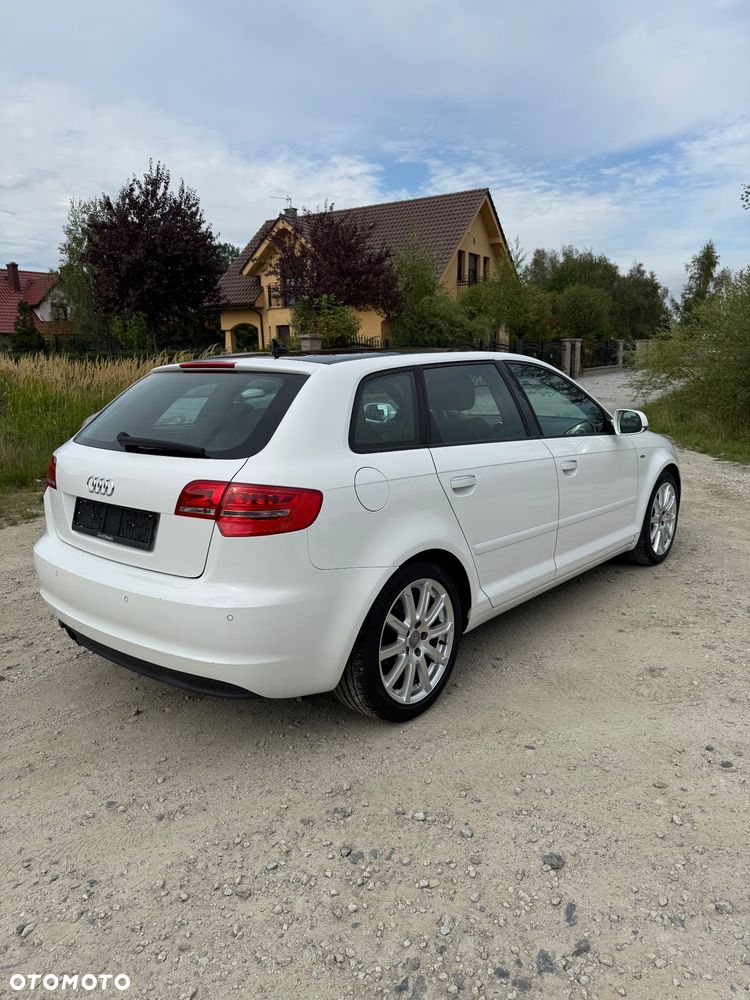 Audi A3 Sportback 1.4 TFSI S line Sportpaket - 5