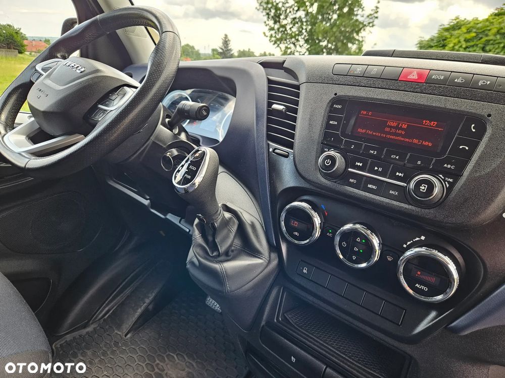 Iveco Daily - 25