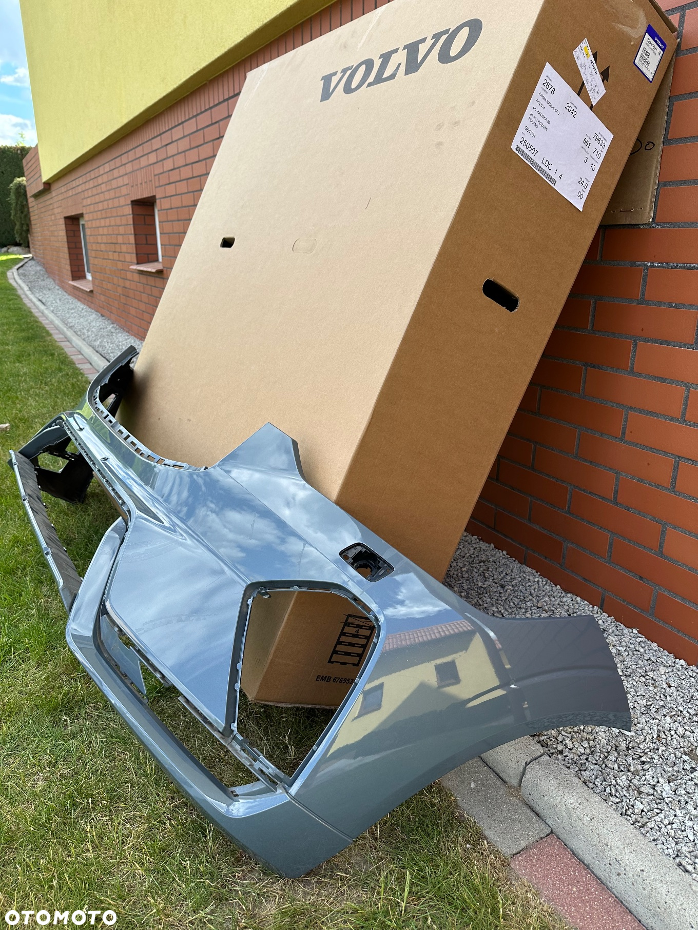 Zderzak tylny i przedni Volvo XC60 2023 – Thunder Grey - 5