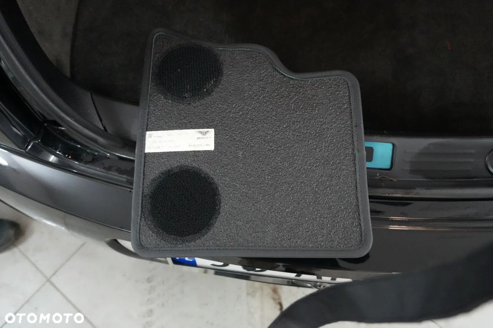 Bentley Continental GT - 14