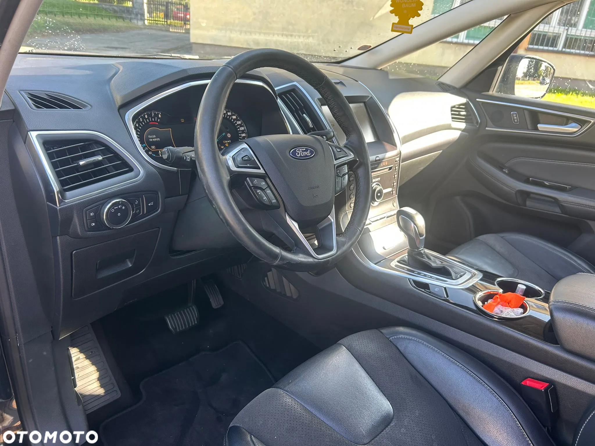Ford S-Max - 15