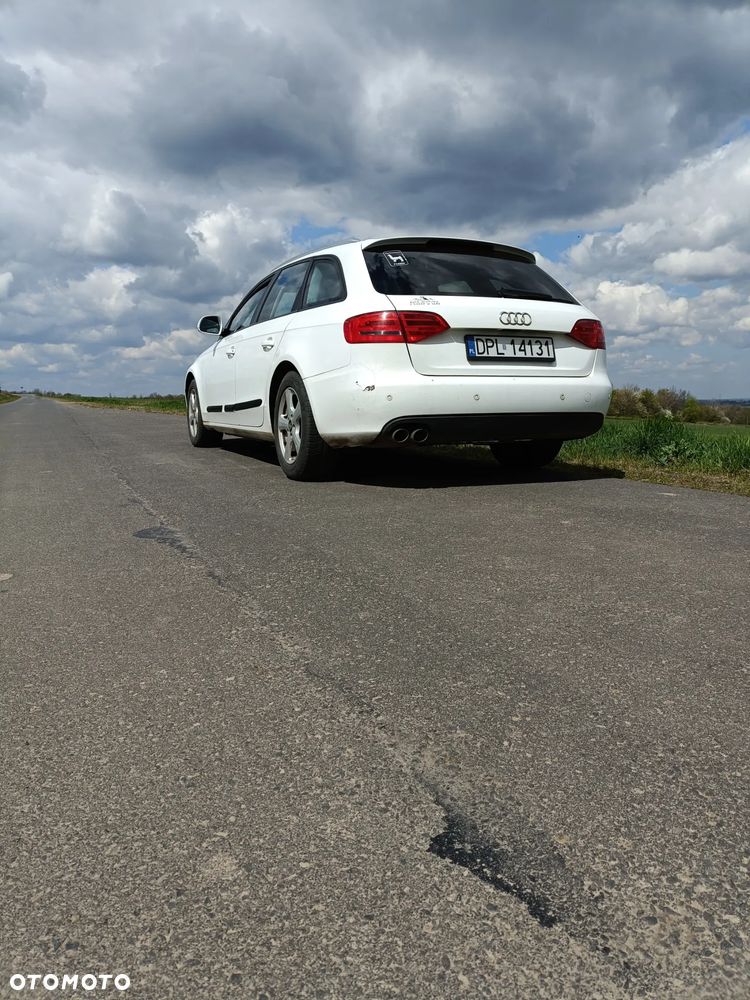 Audi A4 Avant 2.0 TDI - 4