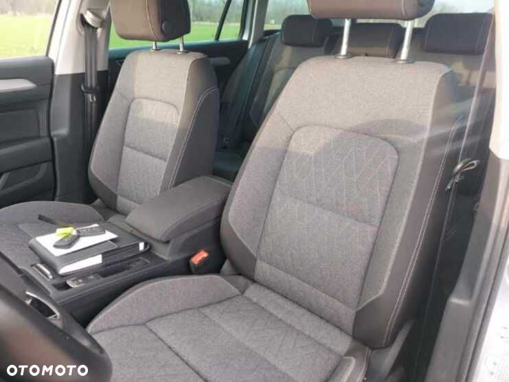 Volkswagen Passat Variant 2.0 TDI SCR DSG BlueMotion Comfortline - 14