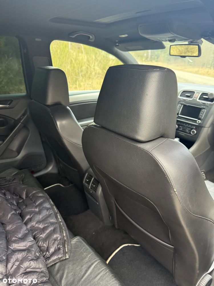 Volkswagen Golf - 17