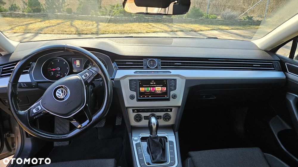 Volkswagen Passat 2.0 TDI BMT Comfortline DSG - 5