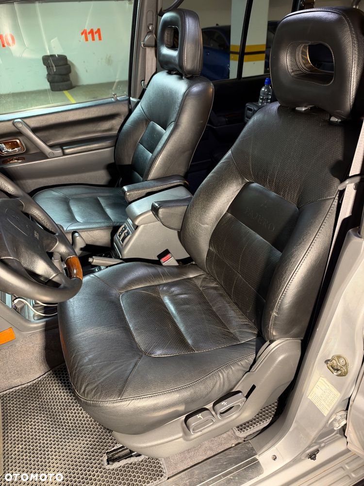 Mitsubishi Pajero 3.5 GLS - 6