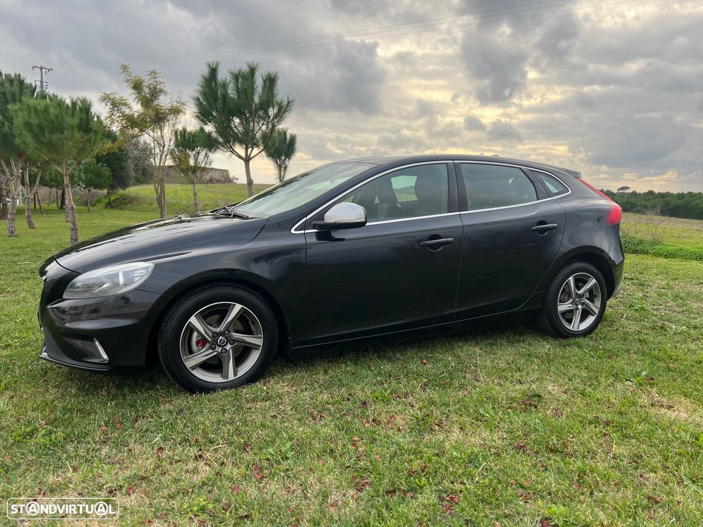 Volvo V40 D2 R Design - 3