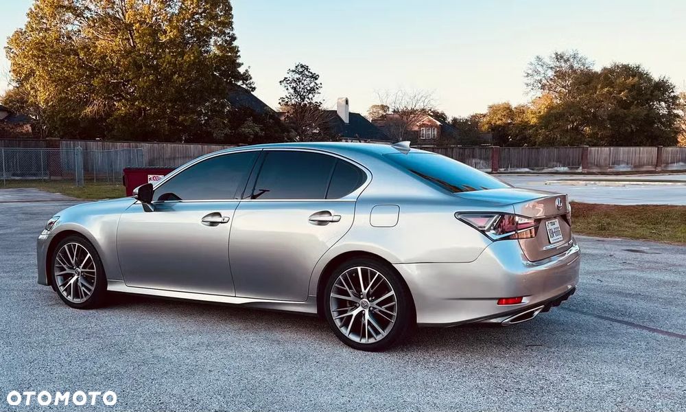 Lexus GS - 2