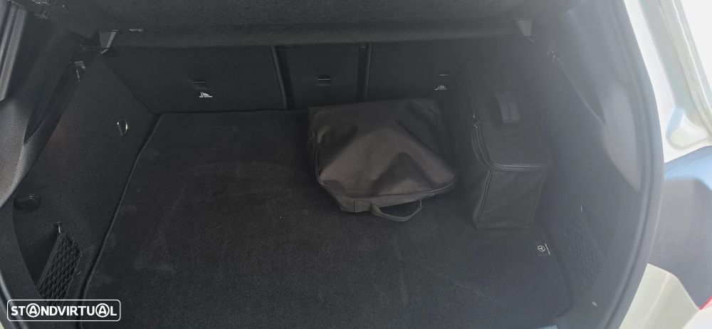 Mercedes-Benz A 250 e Style Plus - 36