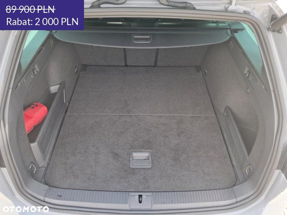 Volkswagen Passat - 13