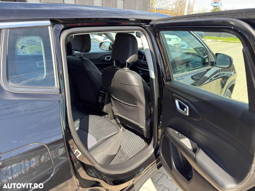 Jeep Compass - 10