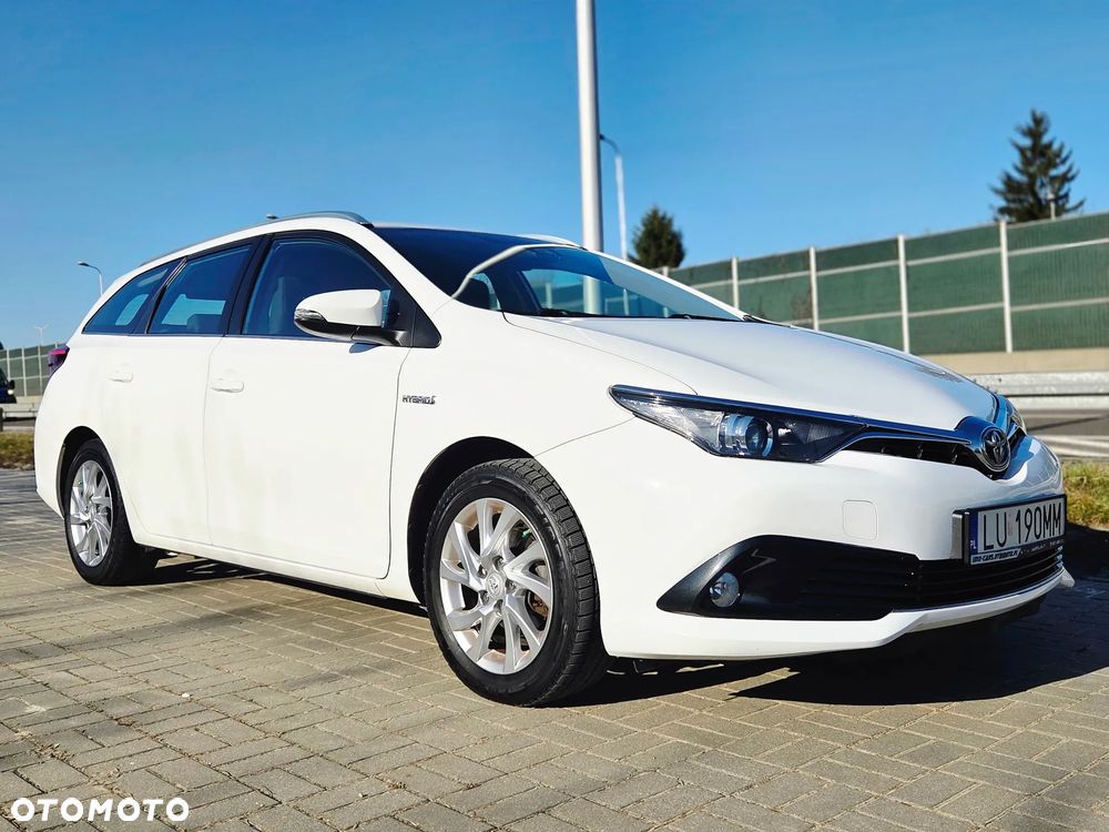 Toyota Auris - 14