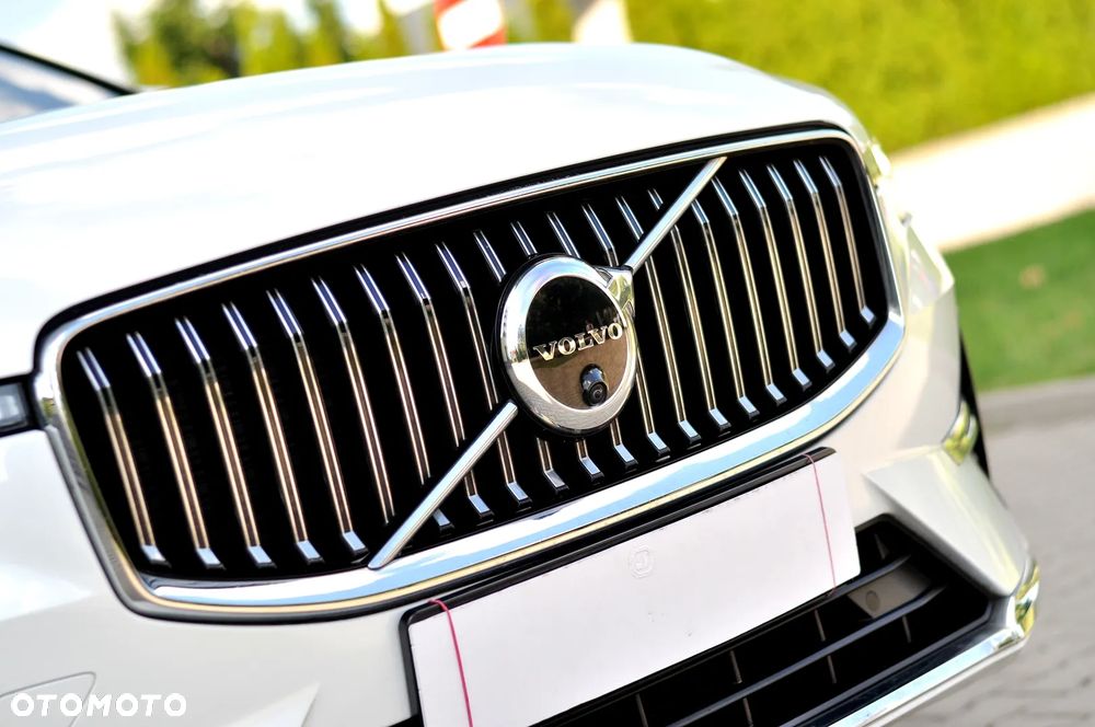 Volvo XC 60 T6 AWD Plug-In Hybrid Inscription - 6