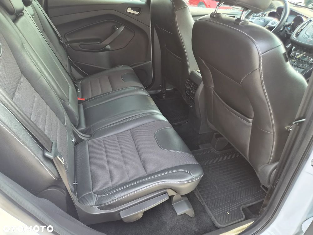 Ford Kuga - 20
